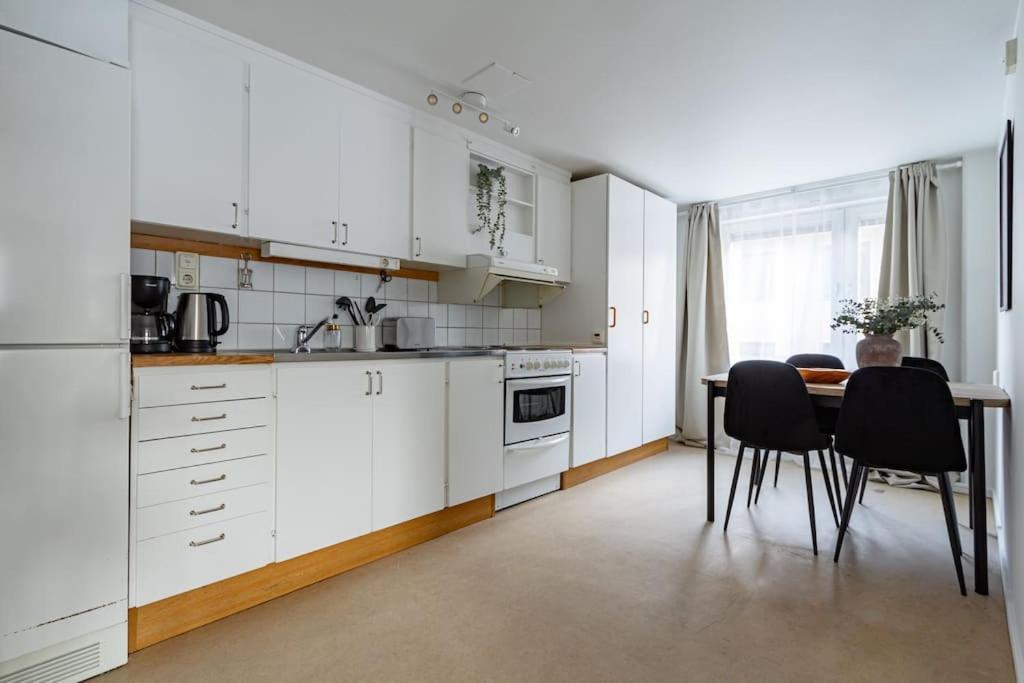 Affordable Studio In Trendy Sofo, Construction Work Стокгольм Екстер'єр фото