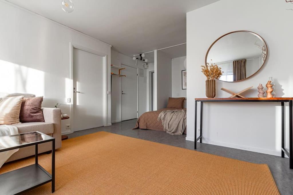 Affordable Studio In Trendy Sofo, Construction Work Стокгольм Екстер'єр фото