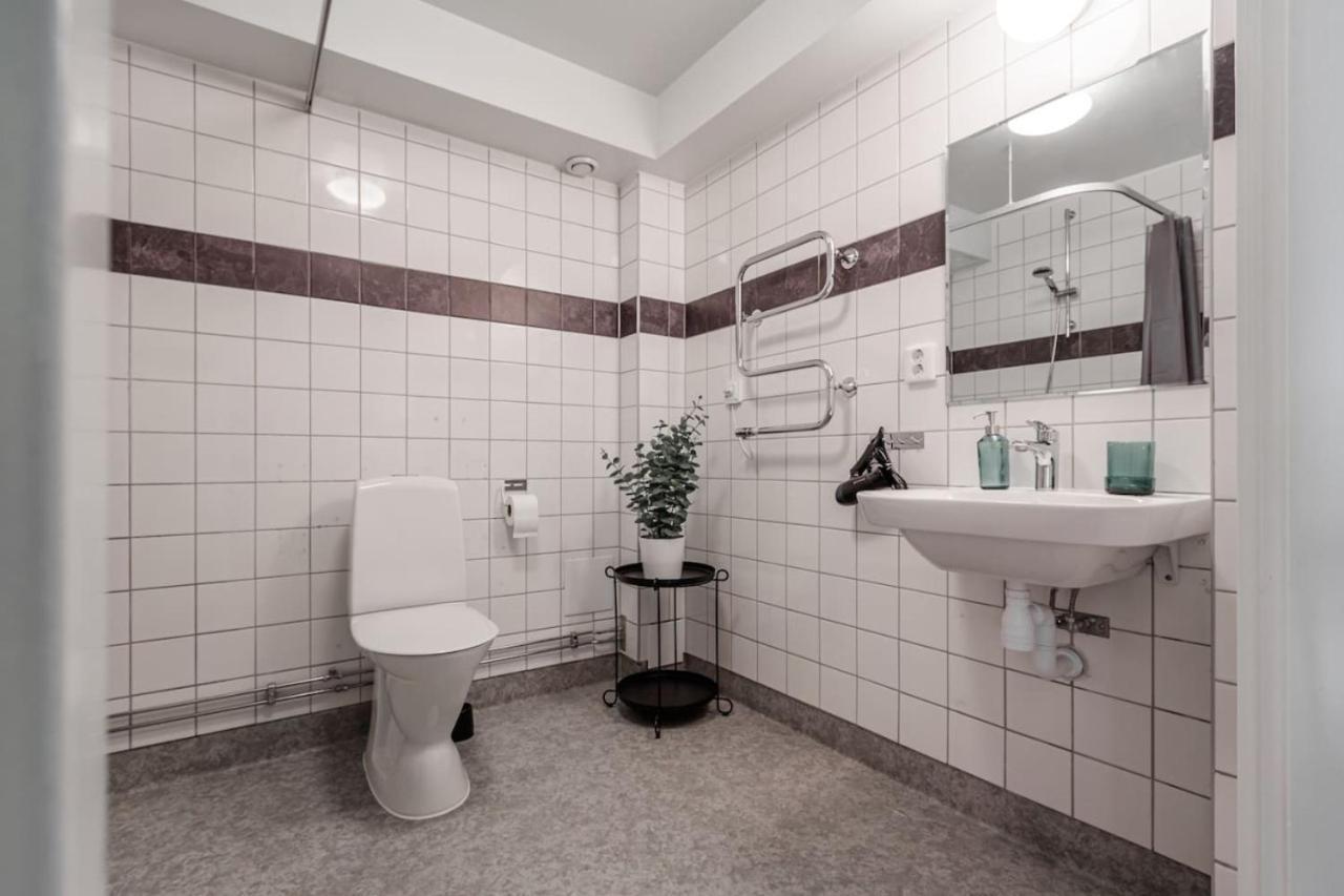 Affordable Studio In Trendy Sofo, Construction Work Стокгольм Екстер'єр фото